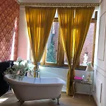 Nest Versailles - Unique Louis Xiv Decoration - Calm Location Right In Center