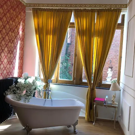 Nest Versailles - Unique Louis Xiv Decoration - Calm Location Right In Center