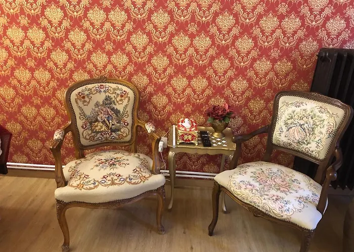 Nest Versailles - Unique Louis Xiv Decoration - Calm Location Right In Center