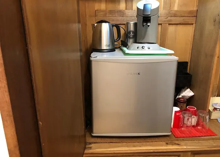 Nest Versailles - Unique Louis Xiv Decoration - Calm Location Right In Center Bed & Breakfast